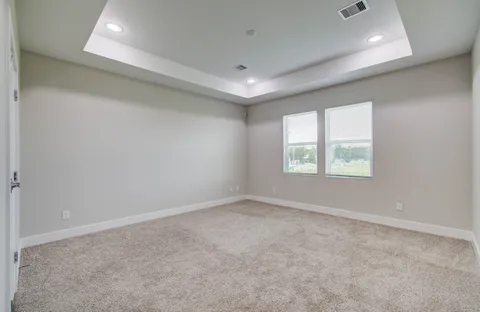 $355,000 | 5522 Rosslyn Road, Houston, TX 77091