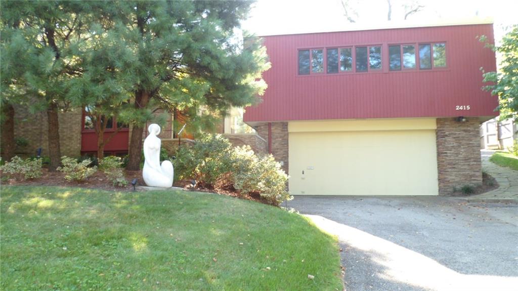 2415 Marbury Road Pittsburgh, PA 15221 - Photo 1 of 18 Front View