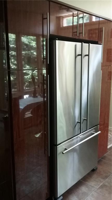 2415 Marbury Road Pittsburgh, PA 15221 - Photo 5 of 18 Refrigerator and pantry