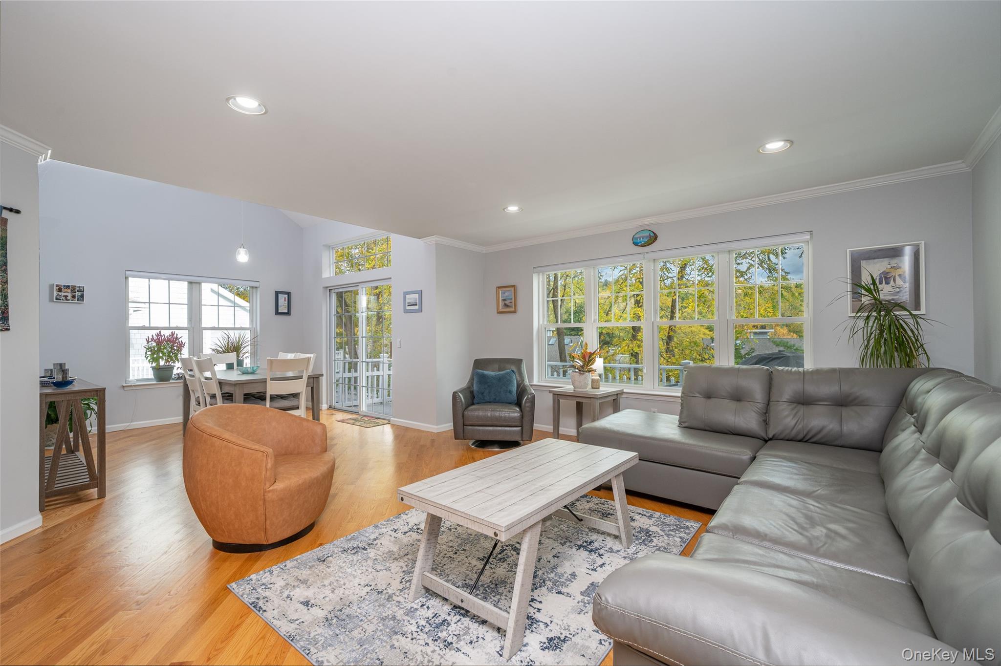 9 High Ridge Road Ossining, NY 10562 - Photo 6 of 50 a living room with furniture rug and window