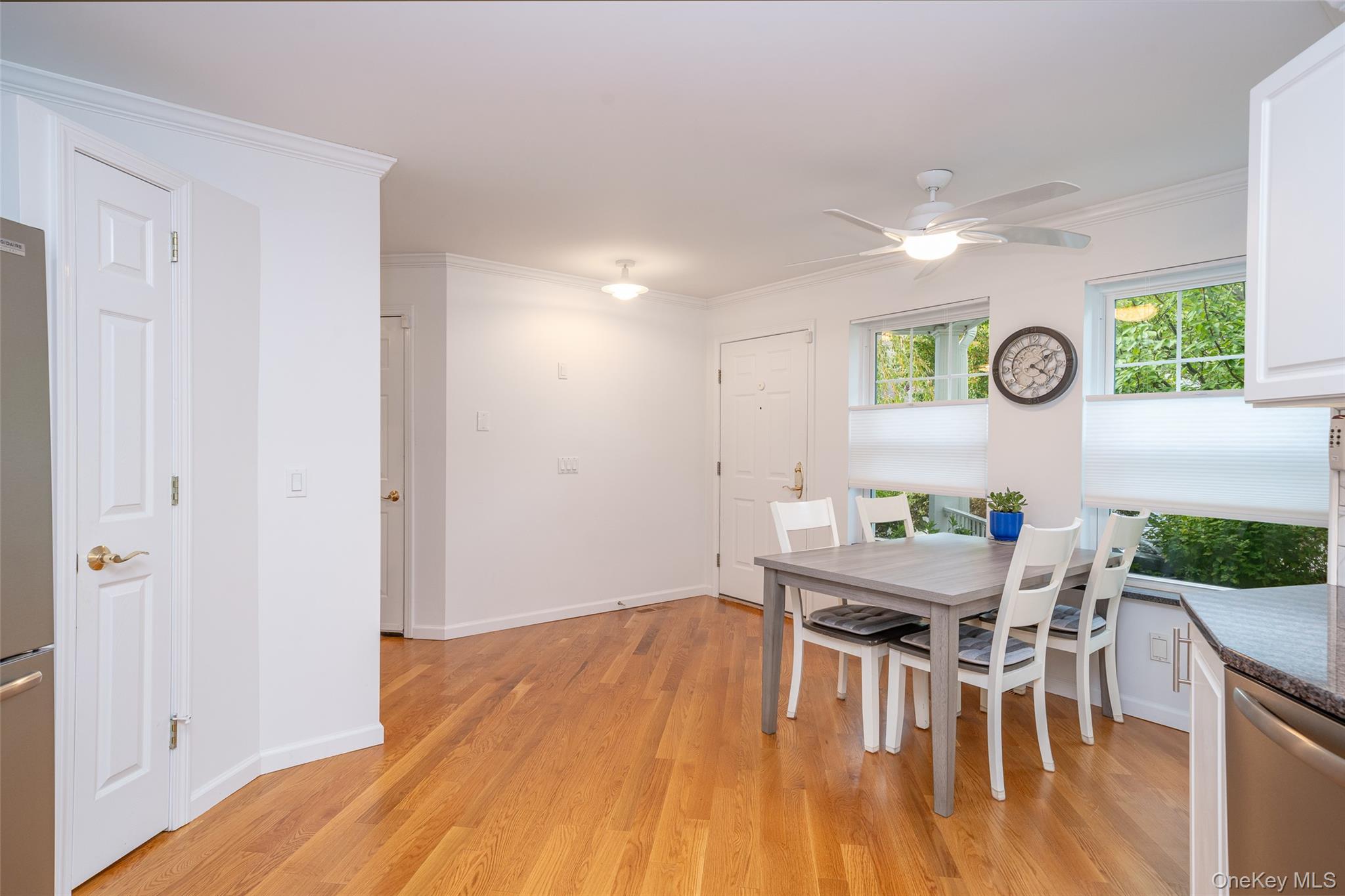 9 High Ridge Road Ossining, NY 10562 - Photo 8 of 50 a view of a dining room with furniture and wooden floor