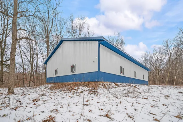 $300,000 | 13868 Highway 12, Union, MI 49130