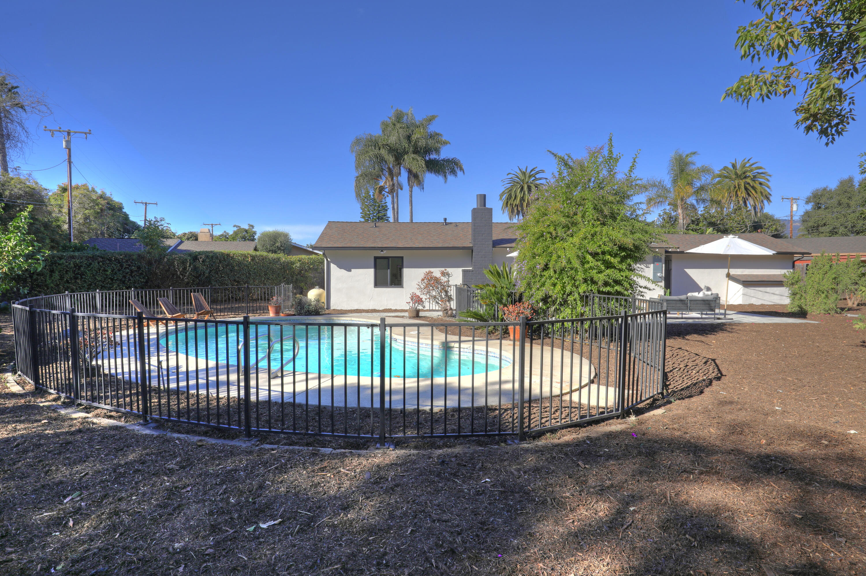 5207 Kirk Drive Santa Barbara, CA 93111 - Photo 22 of 25 Yard_Behind_Pool