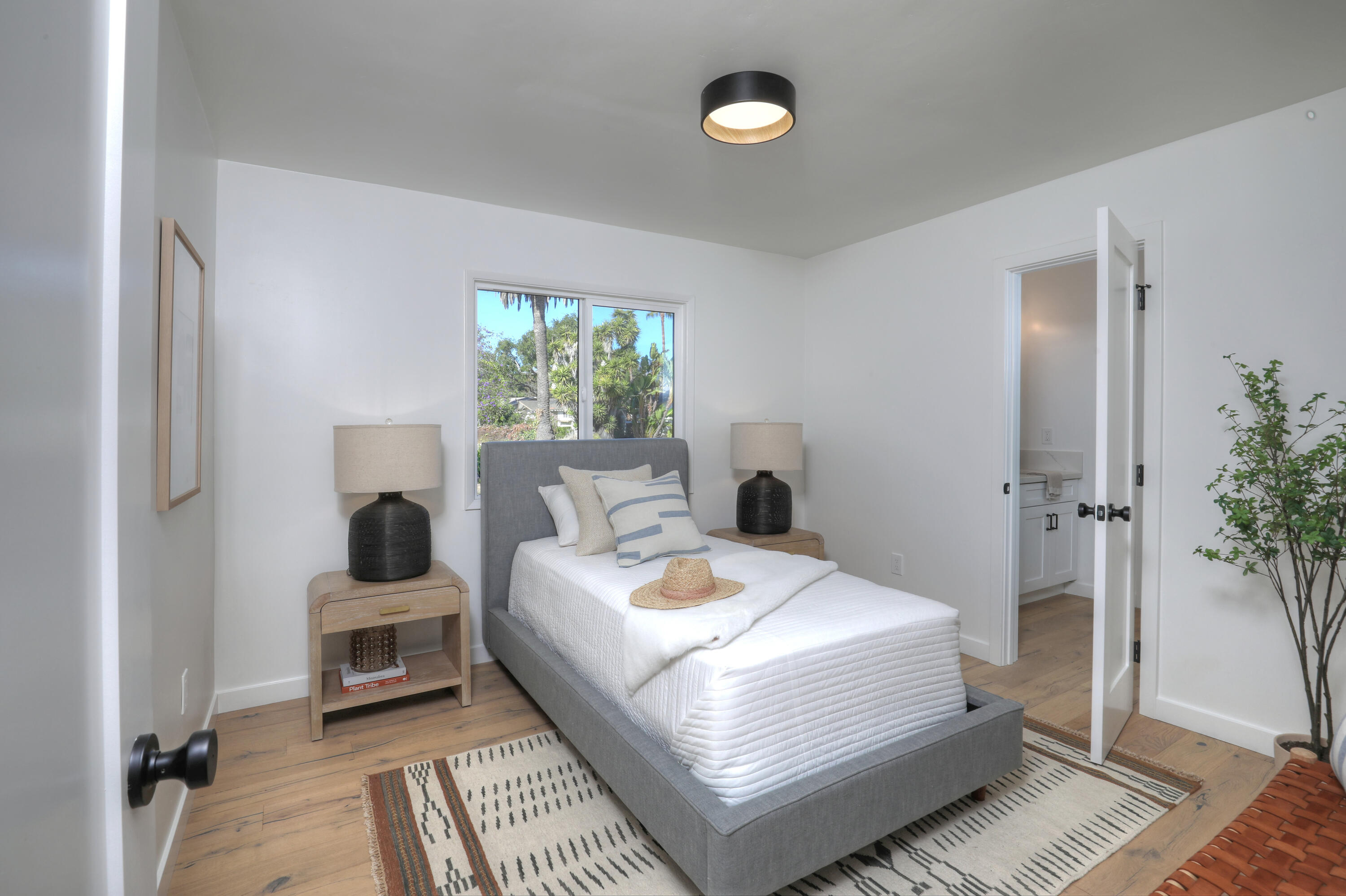 5207 Kirk Drive Santa Barbara, CA 93111 - Photo 24 of 25 1st Bedroom