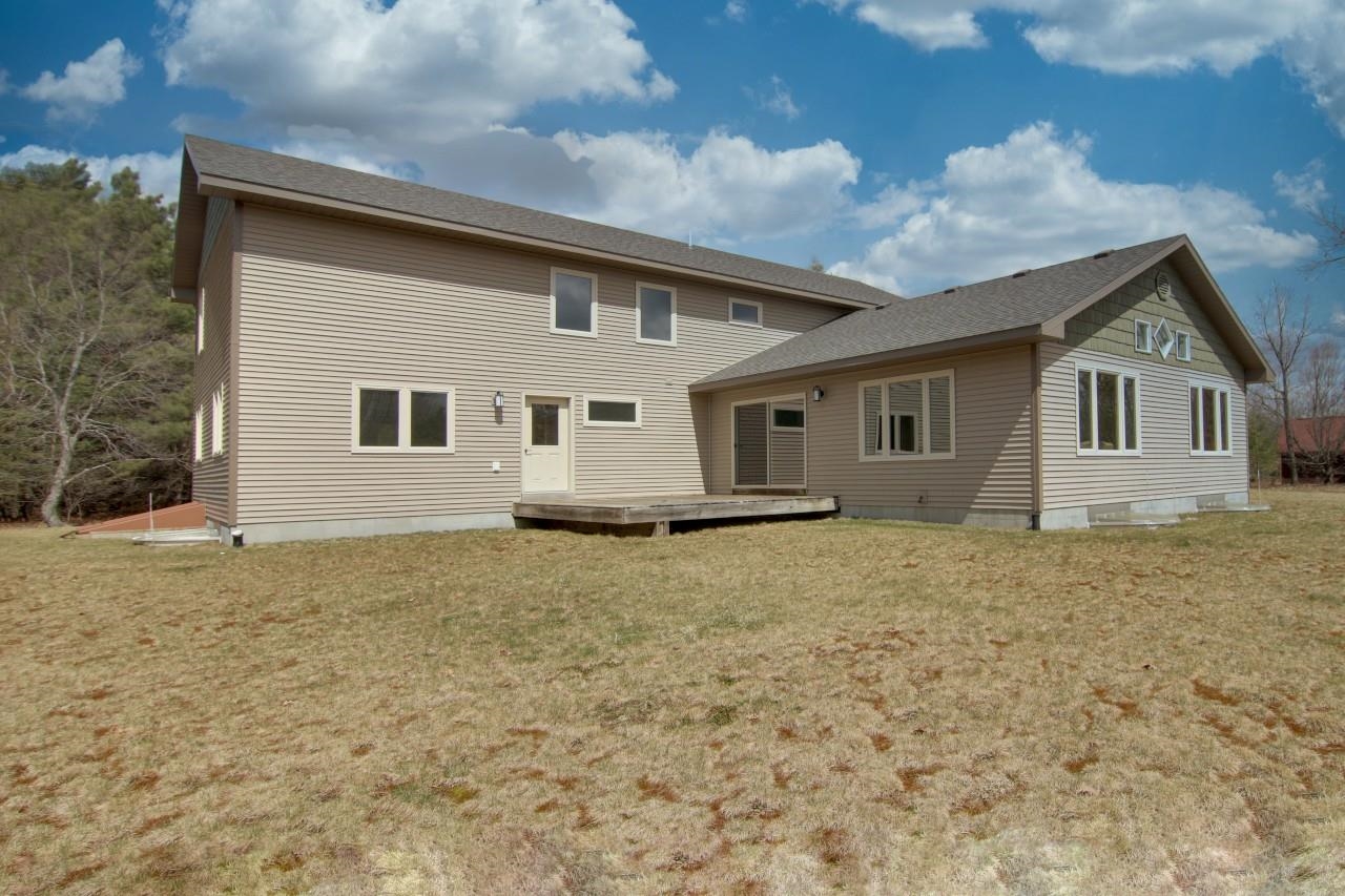 11222 Nichols Road Interlochen, MI 49643 - Photo 8 of 76 1898929-7.JPG