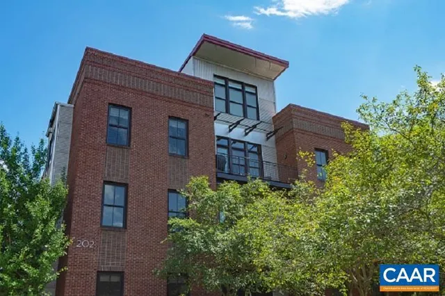 $7,000 | 202 B Douglas Avenue, Unit 3B, Charlottesville, VA 22902