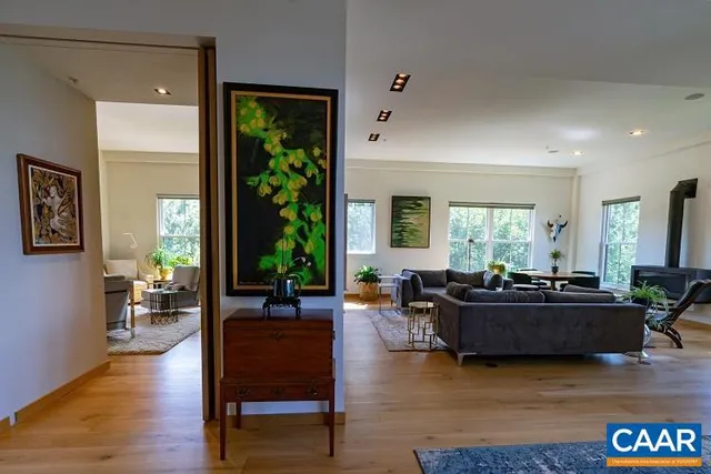 $7,000 | 202 B Douglas Avenue, Unit 3B, Charlottesville, VA 22902