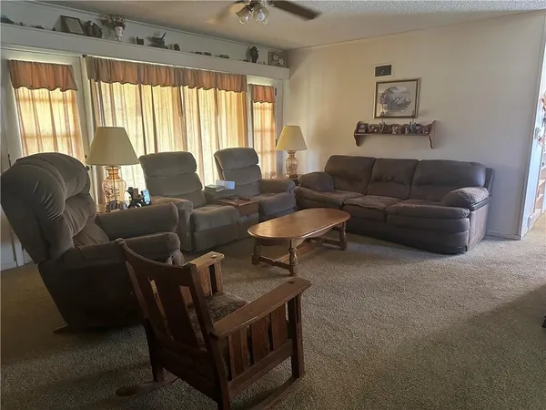 $183,500 | 2515 North Pennsylvania Avenue, Independence, KS 67301