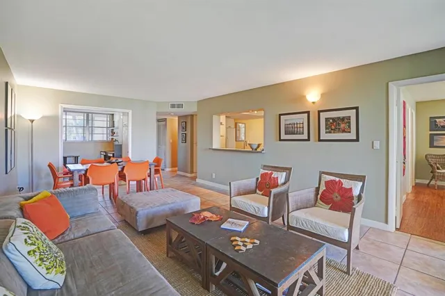 $2,800 | 1831 Sabal Palm Drive, Unit 202, Davie, FL 33324