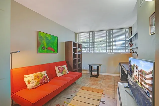 $2,800 | 1831 Sabal Palm Drive, Unit 202, Davie, FL 33324