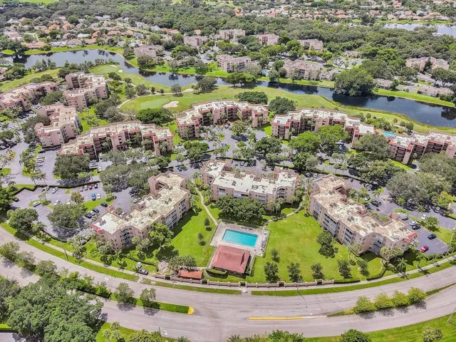 $2,800 | 1831 Sabal Palm Drive, Unit 202, Davie, FL 33324