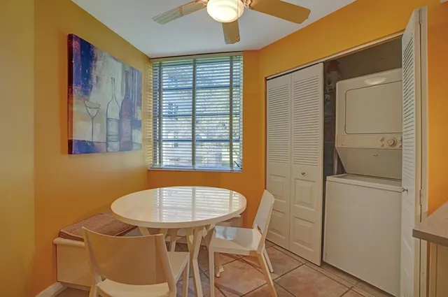 $2,800 | 1831 Sabal Palm Drive, Unit 202, Davie, FL 33324