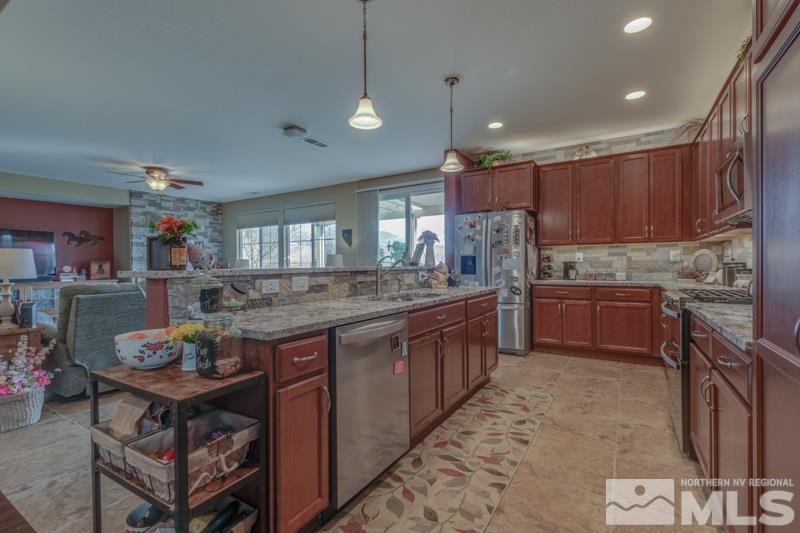 10777 Amber Falls Drive Reno, NV 89521 - Photo 11 of 30 Photo 11