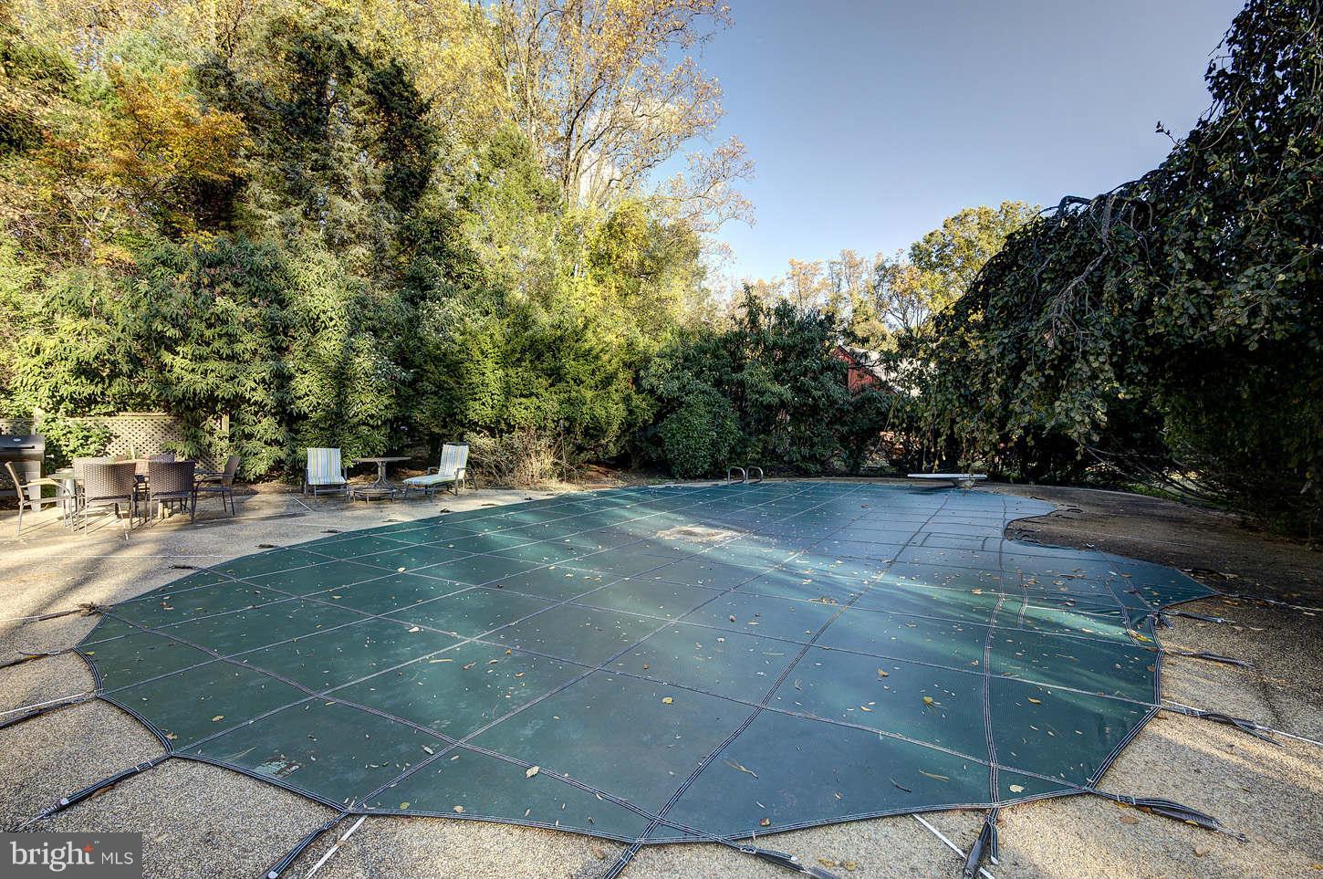 10017 Chapel Road Potomac, MD 20854 - Photo 22 of 26 a view of outdoor space