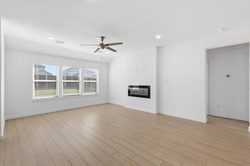 1212 Nuevo Rancho Lane Fort Worth, TX 76052 - Photo 16 of 33