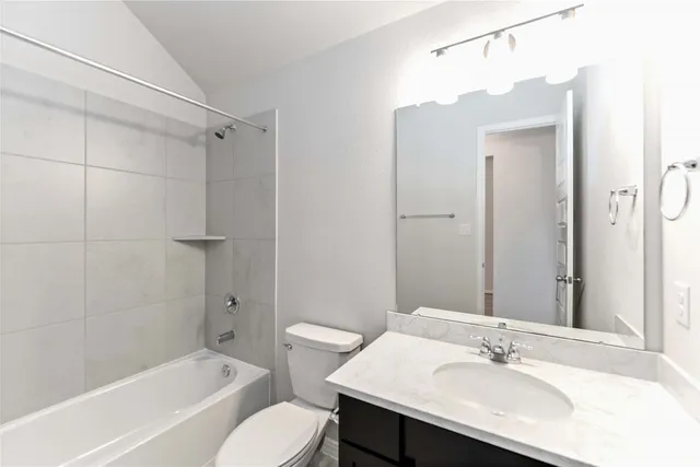 $2,500 | 24543 Greeley Lake Drive, Katy, TX 77493