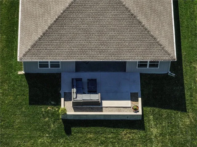 $319,000 | 1011 Redbud Drive, Paola, KS 66071