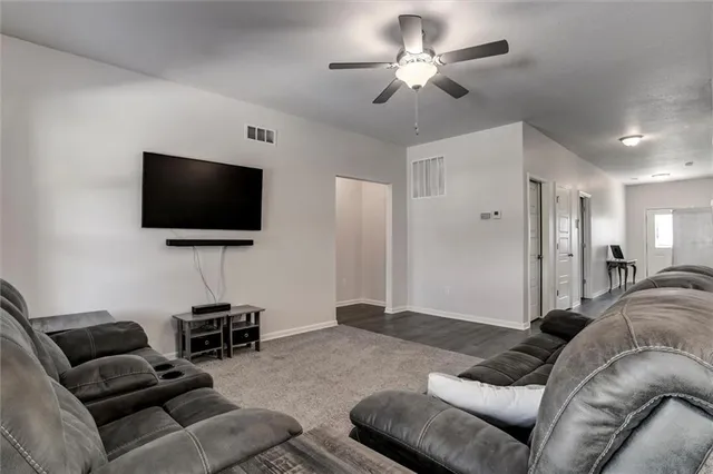 $319,000 | 1011 Redbud Drive, Paola, KS 66071