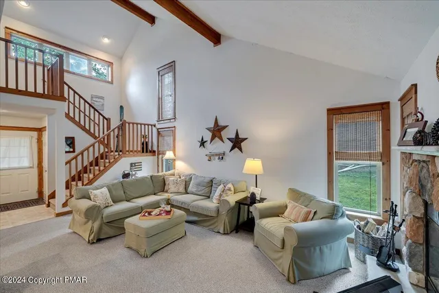 $304,000 | 183 Hawthorne Court, Tannersville, PA 18372