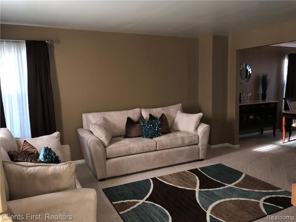 3337 Riverside Drive Canton, MI 48188 - Photo 4 of 10 IMG_0241.JPG