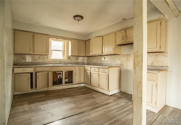 $79,900 | 30 Ripley Route, Naylor, MO 63953