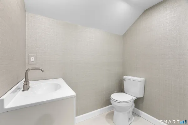 $4,999 | 152 Partrick Avenue, Norwalk, CT 06851