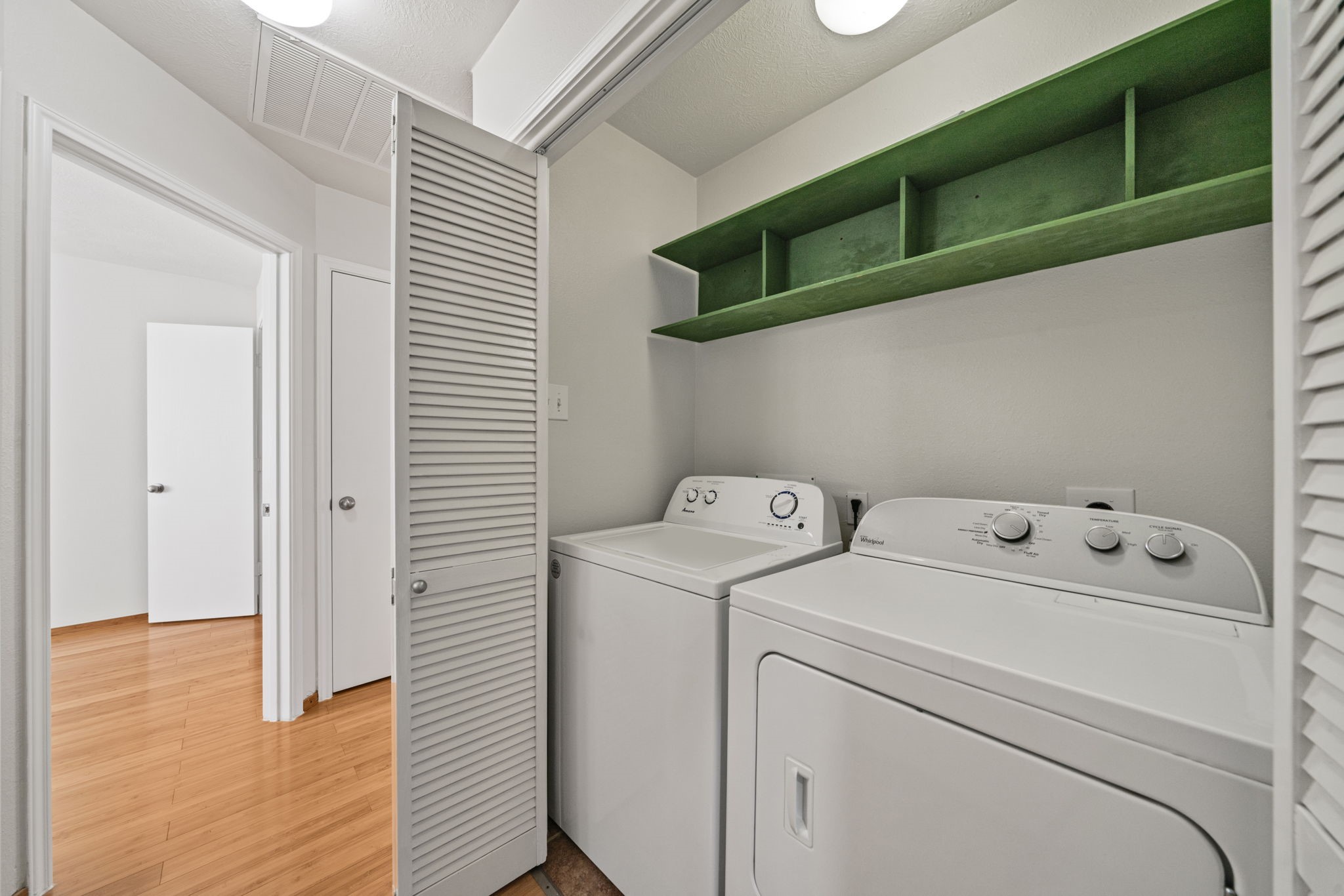 14323 Brunswick Point Lane Houston, TX 77047 - Photo 29 of 33 a utility room with dryer and washer