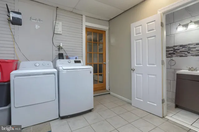 $202,900 | 405 South 6th Street, Lebanon, PA 17042