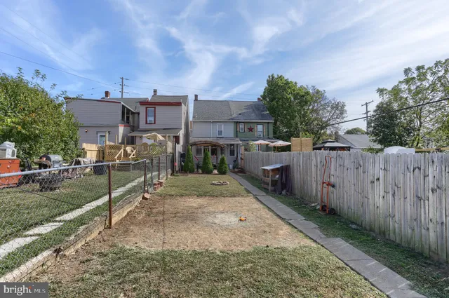 $202,900 | 405 South 6th Street, Lebanon, PA 17042