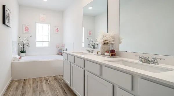 $2,318 | 9730 Kilkenny Street, Rosharon, TX 77583