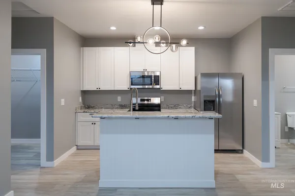 $1,495 | 287 Southwest 6th Street, Unit 2, Ontario, OR 97914
