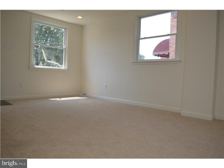 232 Haller Road Ridley Park, PA 19078 - Photo 4 of 20 Living Room