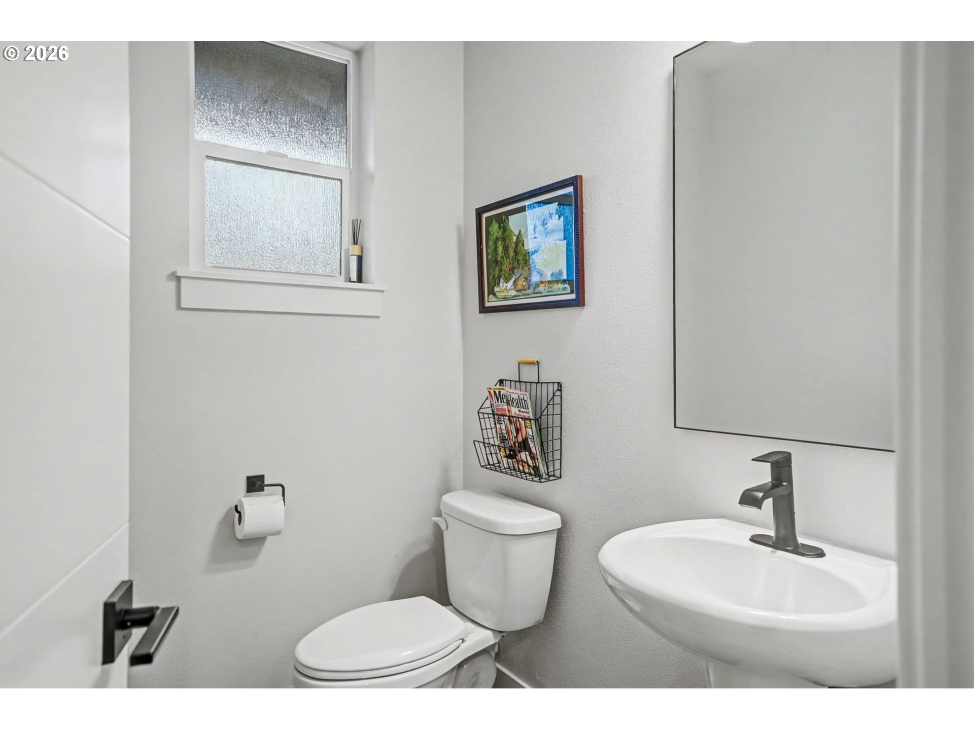 5520 Crossler Meadow Loop South Salem, OR 97306 - Photo 15 of 40 a bathroom with a toilet a sink and mirror