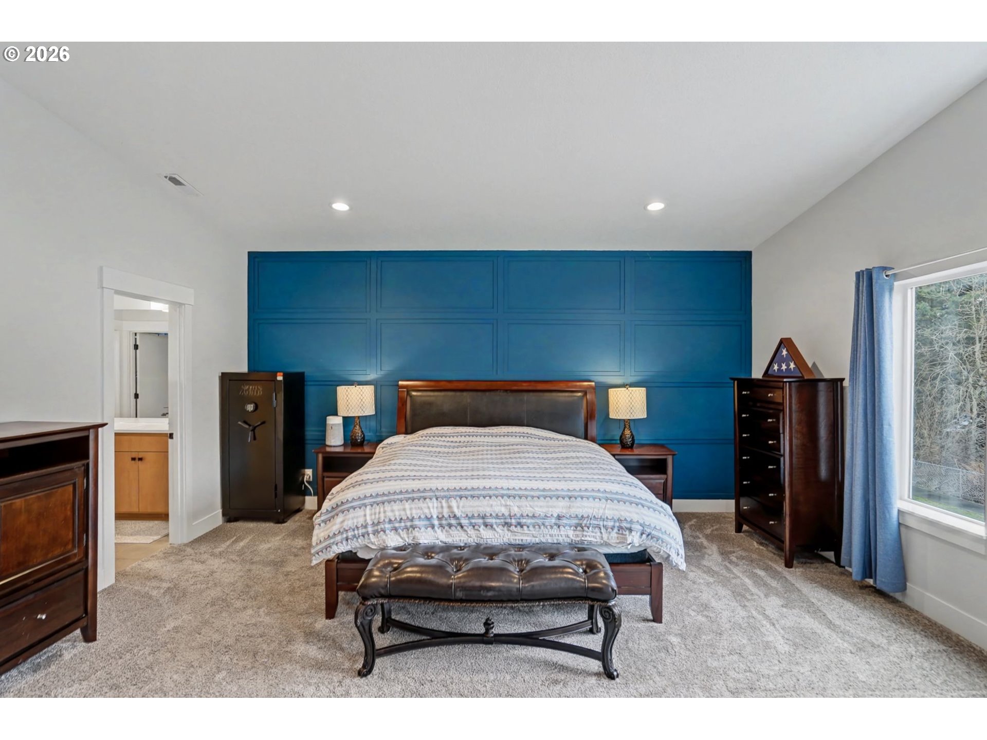 5520 Crossler Meadow Loop South Salem, OR 97306 - Photo 18 of 40 a bed room with a bed and a television