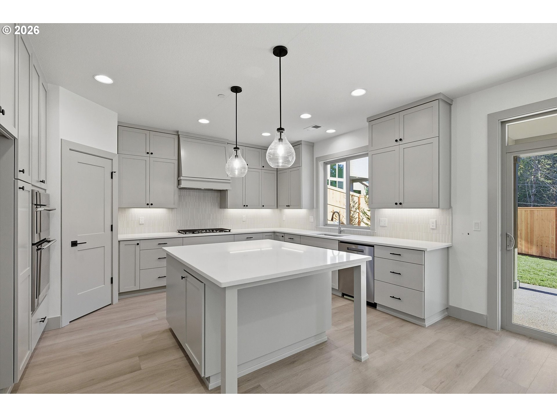 14986 Southeast Andre Way Clackamas, OR 97015 - Photo 14 of 47