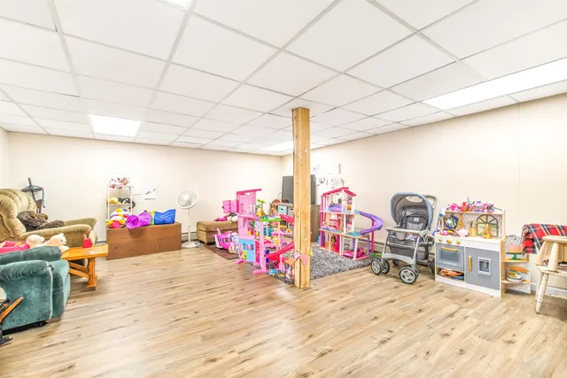 $209,900 | 30 Holmes Street, Canaan, VT 05903