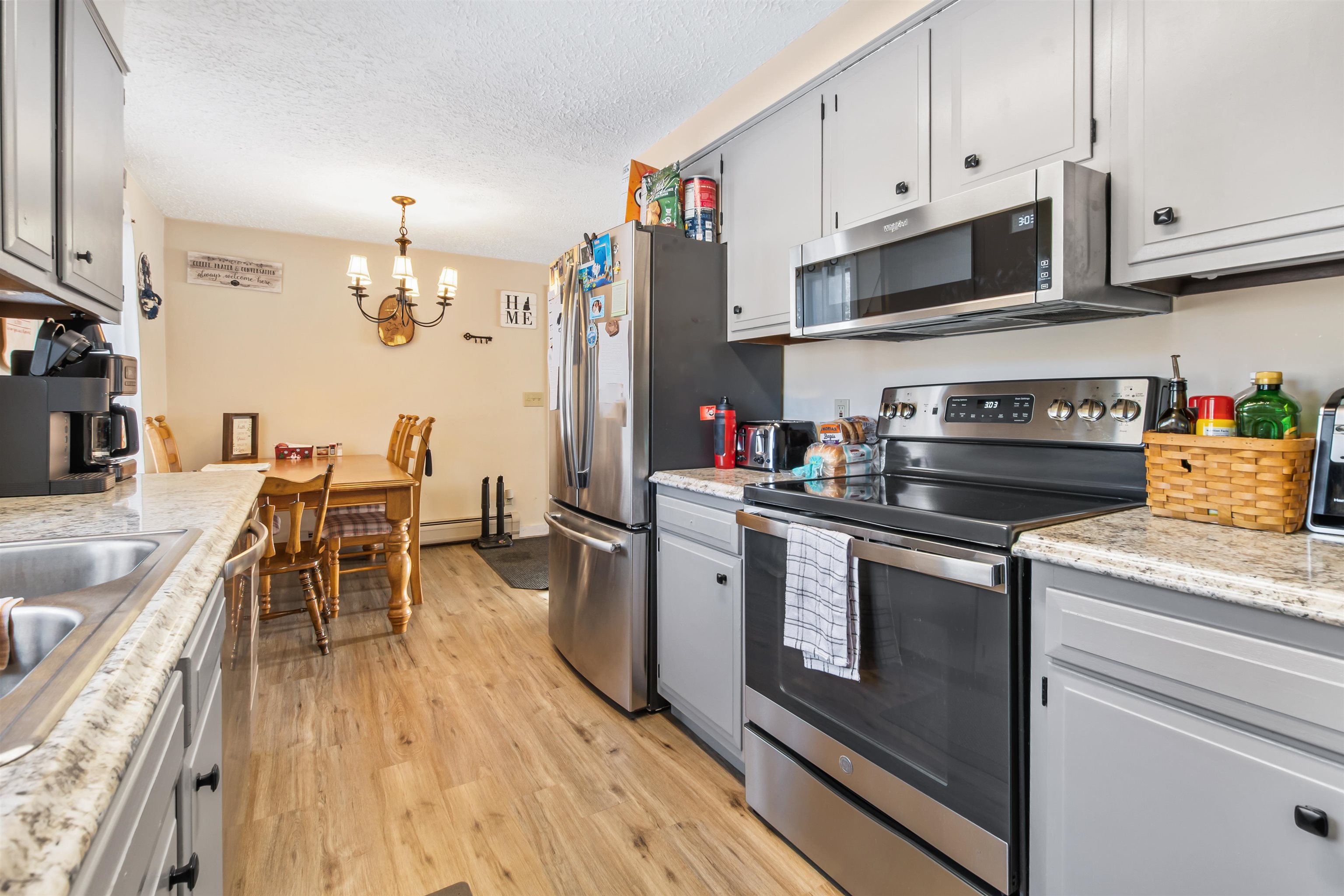 30 Holmes Street Canaan, VT 05903 - Photo 2 of 32