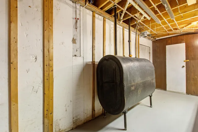 $209,900 | 30 Holmes Street, Canaan, VT 05903