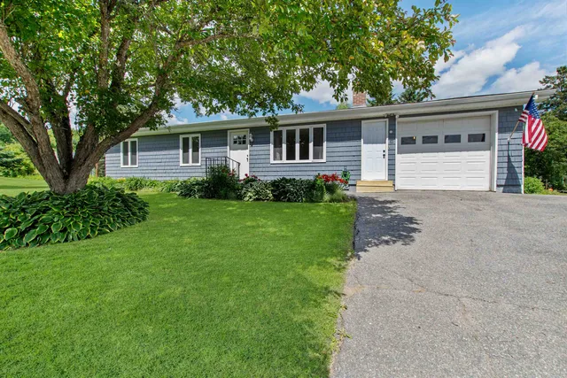 $209,900 | 30 Holmes Street, Canaan, VT 05903