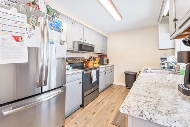 $209,900 | 30 Holmes Street, Canaan, VT 05903