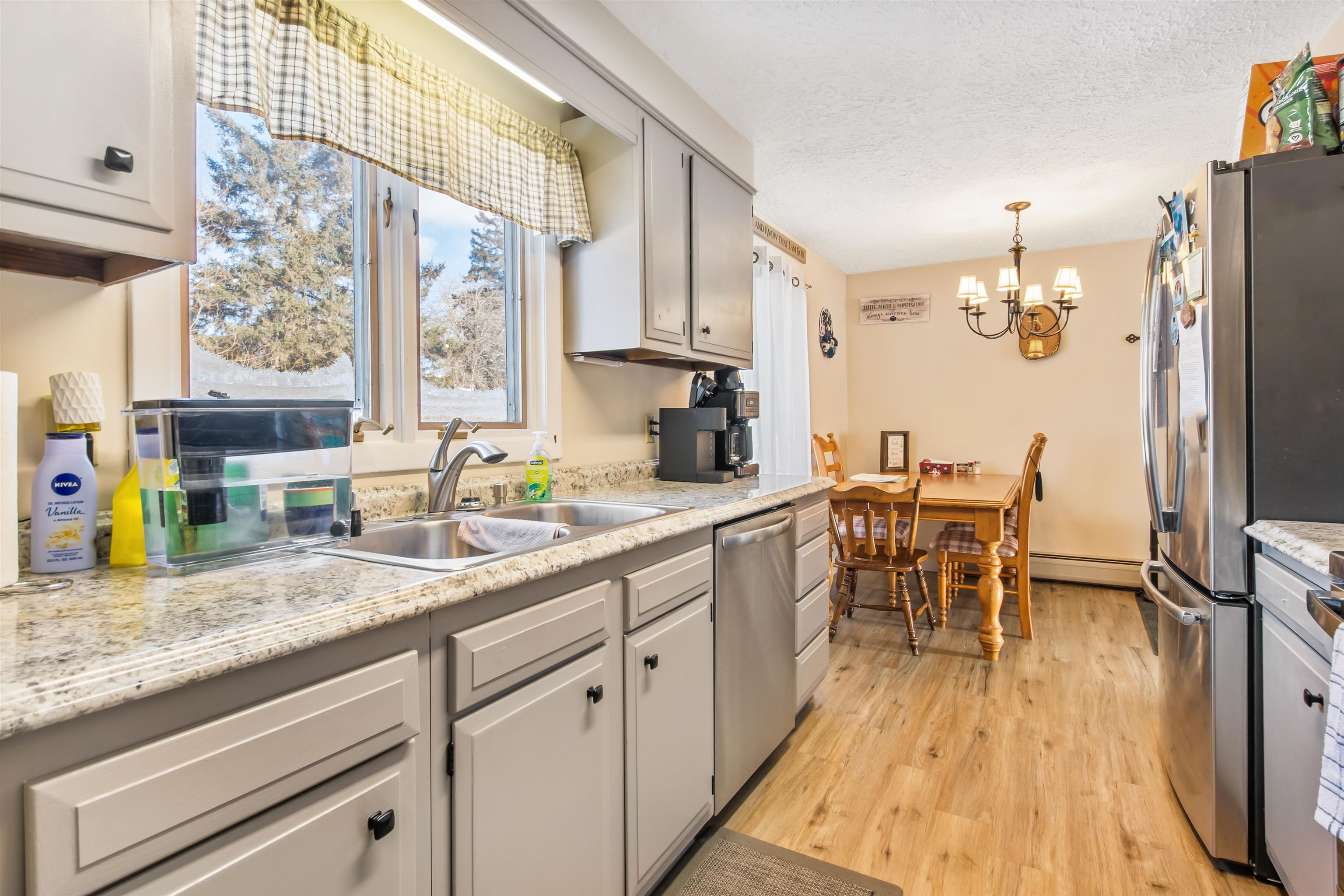 30 Holmes Street Canaan, VT 05903 - Photo 5 of 32