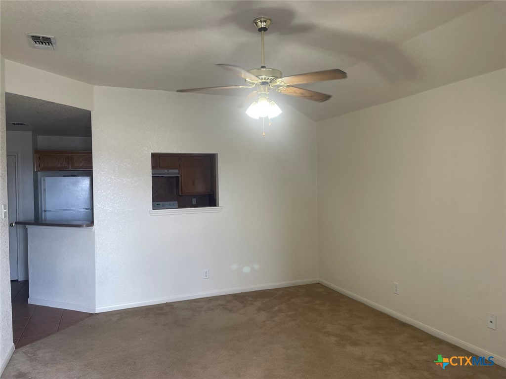 3702 Dustin Court, Unit B Killeen, TX 76549 - Photo 3 of 16