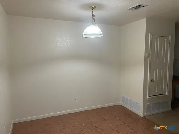 $1,200 | 3702 Dustin Court, Unit B, Killeen, TX 76549