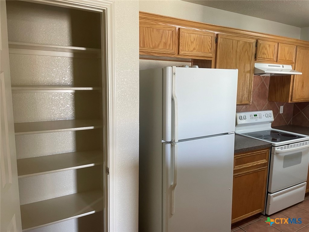 3702 Dustin Court, Unit B Killeen, TX 76549 - Photo 7 of 16