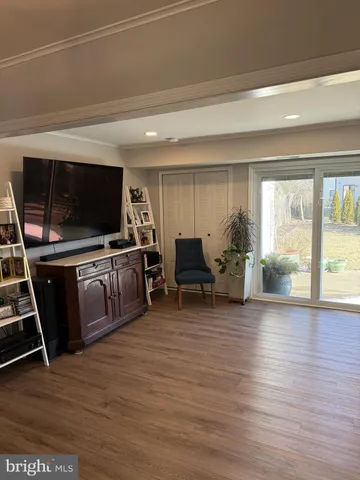 $420,000 | 630 Whittier Drive, Warminster, PA 18974