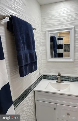 $420,000 | 630 Whittier Drive, Warminster, PA 18974