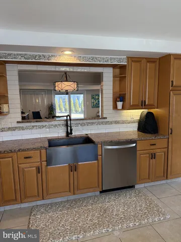 $420,000 | 630 Whittier Drive, Warminster, PA 18974