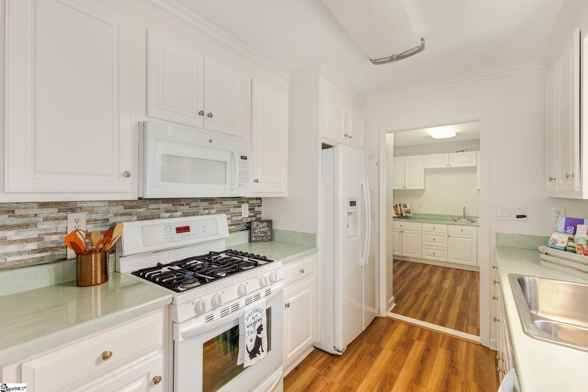 115 Montclair Road Mauldin, SC 29662 - Photo 12 of 36 Gallery Image 12