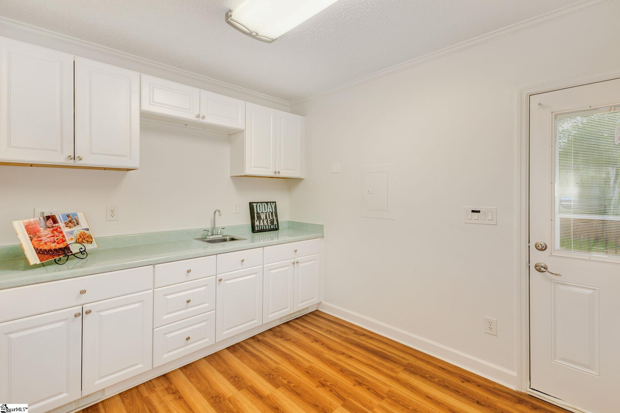 115 Montclair Road Mauldin, SC 29662 - Photo 14 of 36 Gallery Image 14
