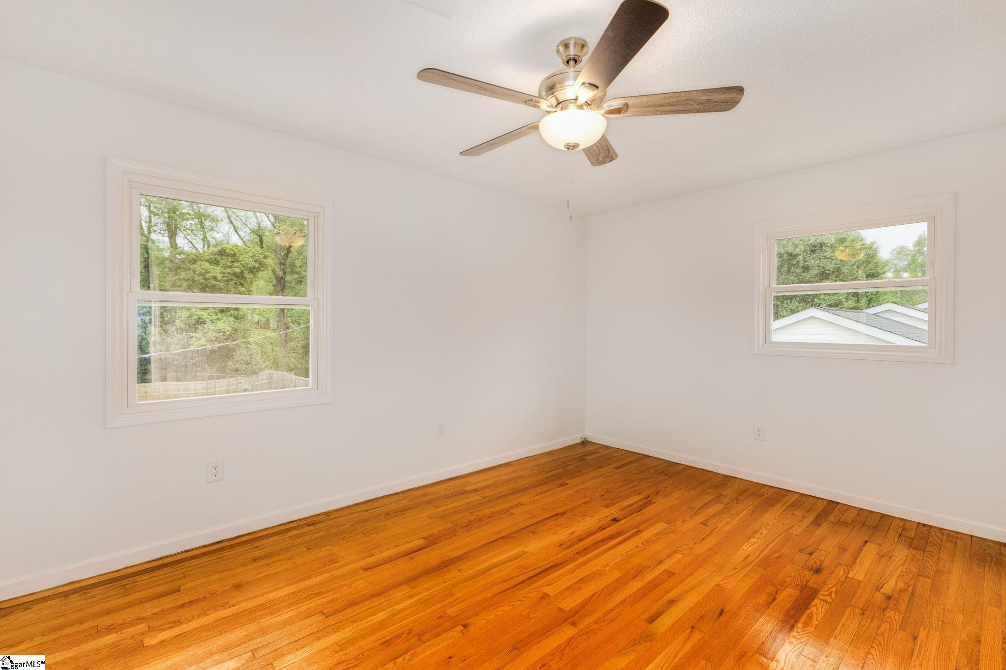 115 Montclair Road Mauldin, SC 29662 - Photo 15 of 36 Gallery Image 15